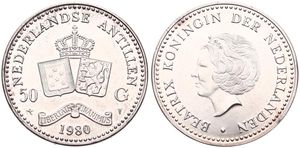 Netherlands Antilles, Dutch Administration, Beatrix, 50 Gulden Silver 1980, Crown above joined arms of the Antilles and Netherlands, KM 28, UNC