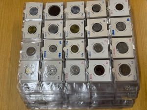 World, Mixed Countries, Album with a collection of 580 mostly different world coins in nice grades including many special and scarcer items...
