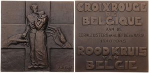Belgium, Kingdom, Leopold III, Medal in Bronze 1945 by Dolf Ledel, Belgian Red Cross, Family within cross flanked by reaching hands / Legend in 9 lines, UNC