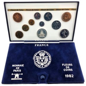 France, Republic, Official Annual Specimen FDC Set 1982 (11) in original packaging, KM SS19, UNC