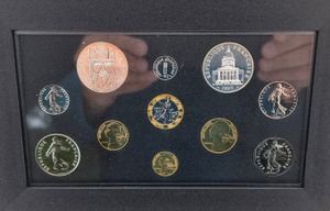 France, Republic, Official Annual Specimen FDC Set 1990 (11) in original packaging, KM SS29, UNC 