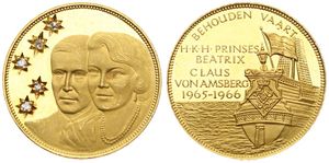 Netherlands, Kingdom, Juliana, Medal in Gold 1966 with gem stones, Engagement and marriage of Princess Beatrix and Prince Claus, Numbered 515 on edge, PROOF (*)