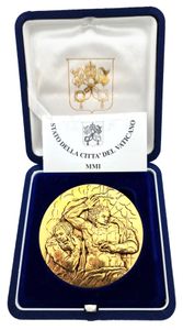Vatican City, City State, Medal in Gold Plated Brass 2001 by Bodini, Hommage for Michelangelo, Artwork from Michelangelo / Papal arms within circle, UNC in original box