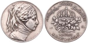 Germany, Weimar Republic, Medal in Silver 1935 by Karl Goetz, 125th Anniversary of the death of Queen Luise von Preussen, Queen's bust right / Crown above flowers, A.UNC